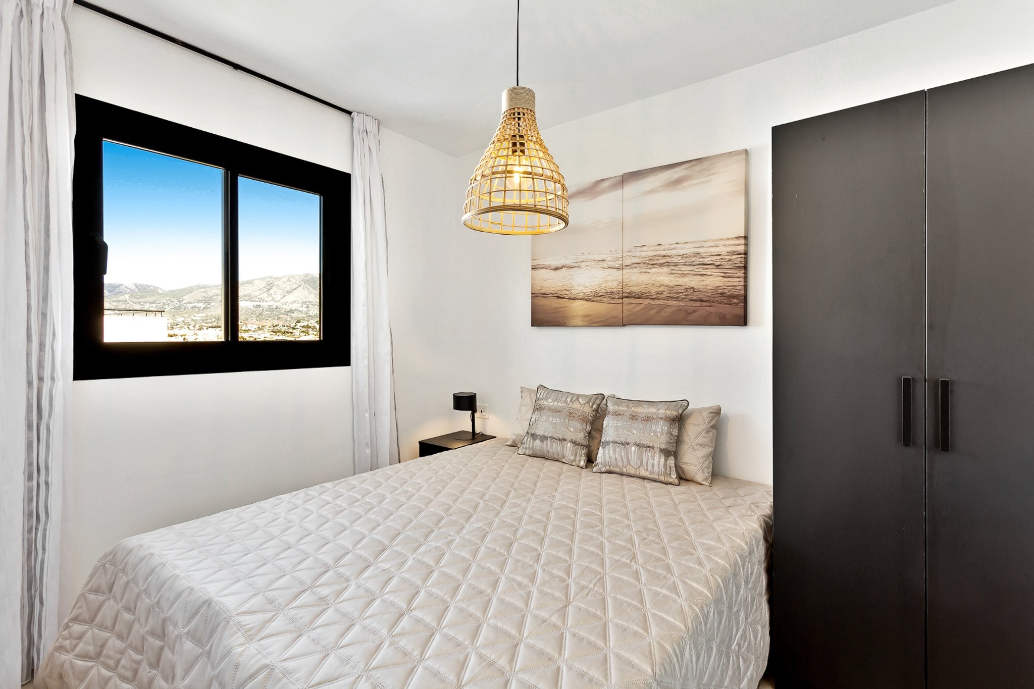 Penthouse bedroom 4